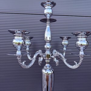 METALOWY SREBRNY KANDELABR 105 cm 5-ramienny na szerokie świece